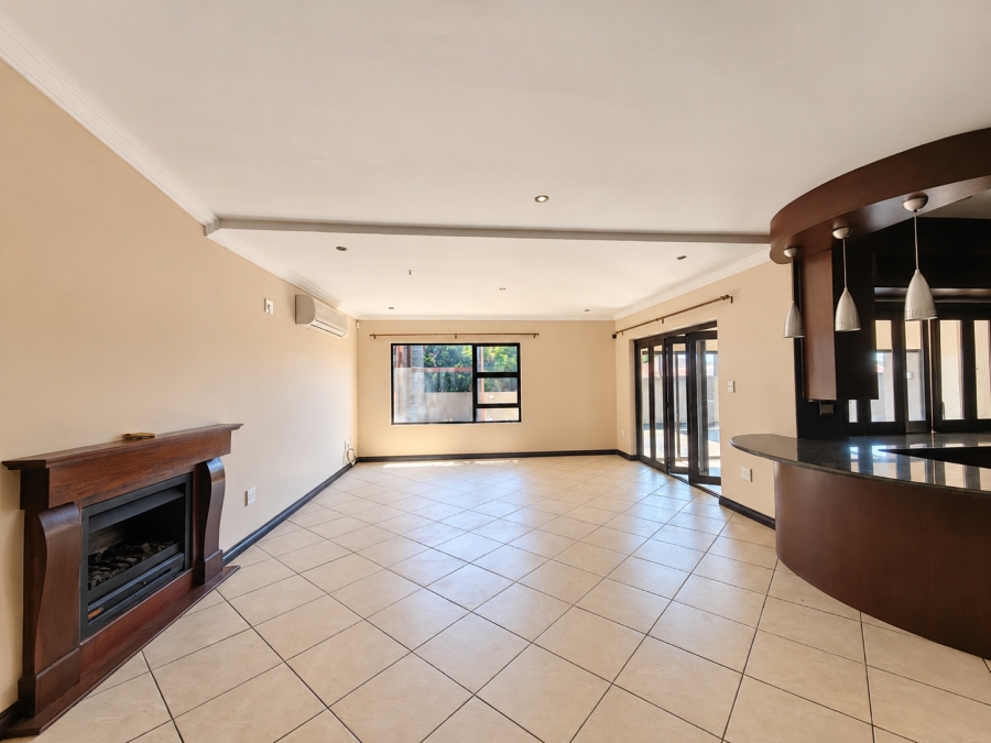 4 Bedroom Property for Sale in Boschdal North West